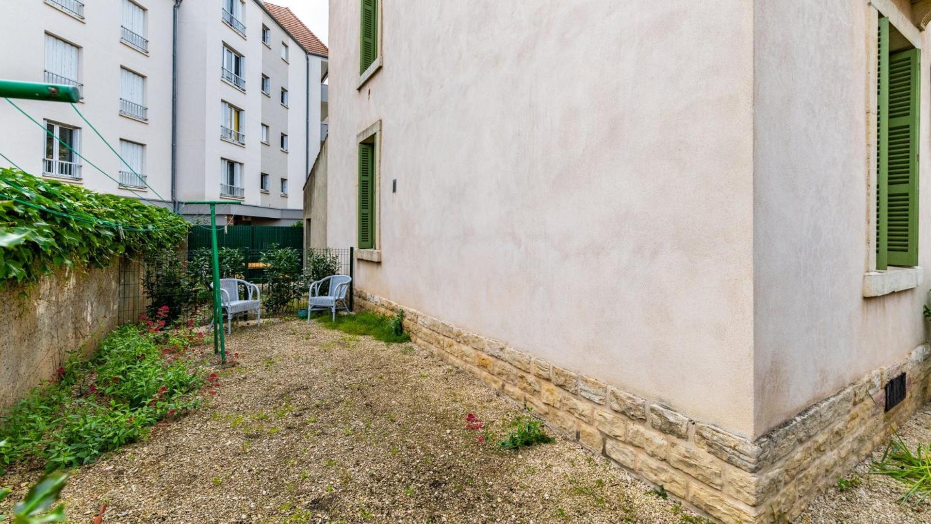 Jade - Evasion Vintage Apartment Dijon Bagian luar foto